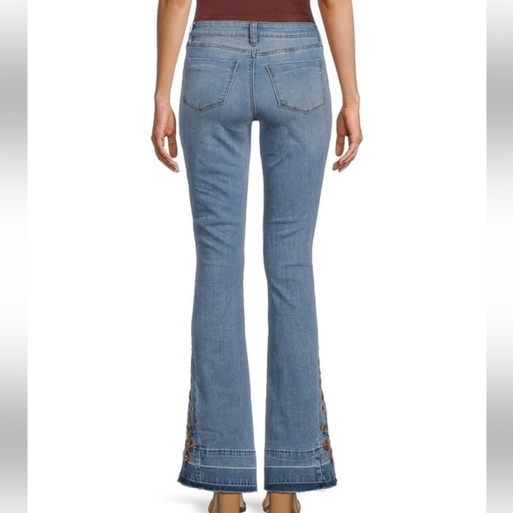 Prosperity Denim High Rise Floral Embroidered Released Hem Flare Leg Jeans SZ 30 - Picture 2 of 14